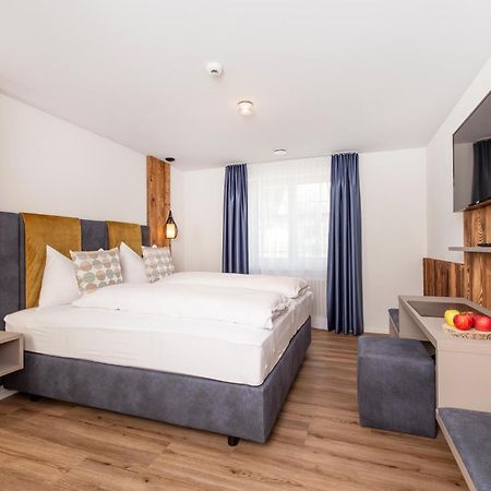 Hotel Engel Штанс Экстерьер фото