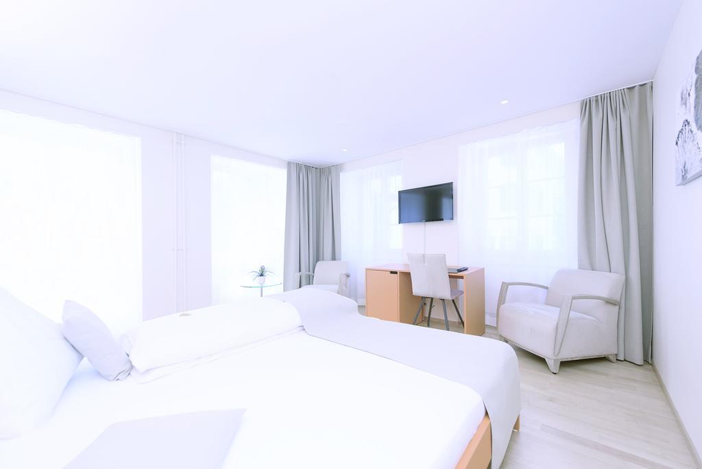 Hotel Engel Штанс Экстерьер фото