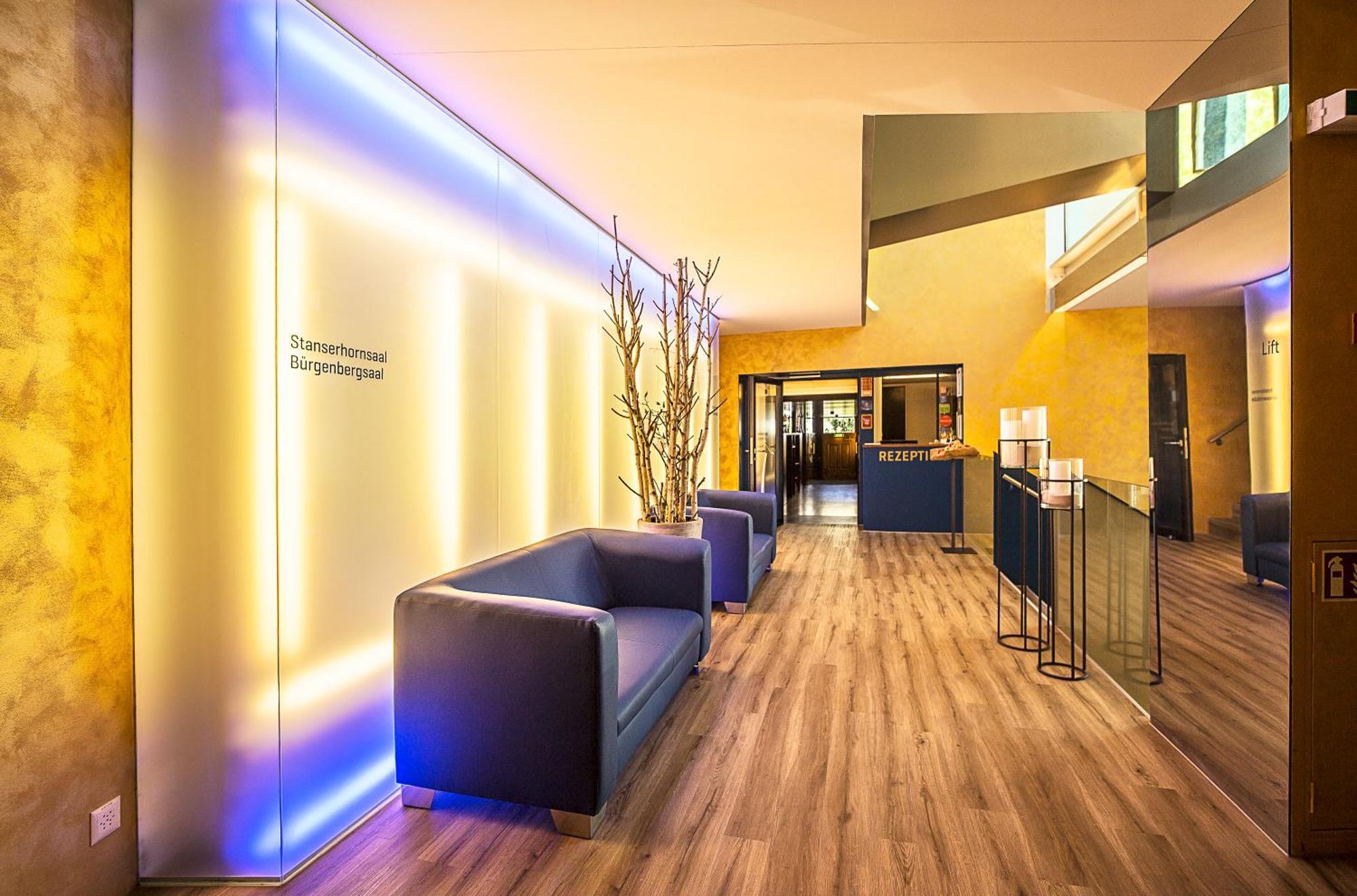 Hotel Engel Штанс Экстерьер фото